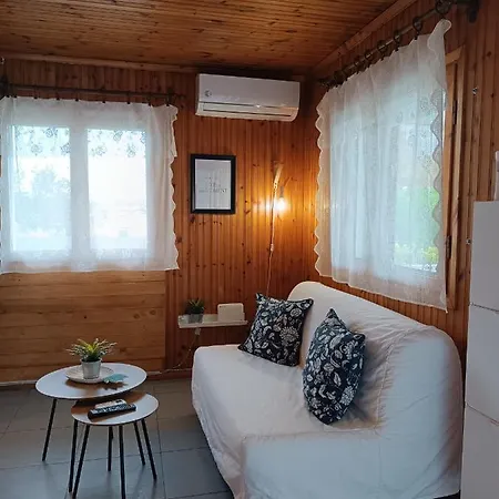 Deminik Summer House