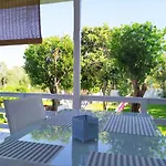 Deminik Summer House