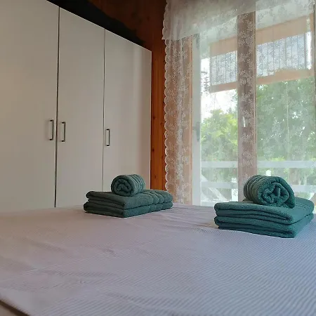 Deminik Summer House Vakantiehuis