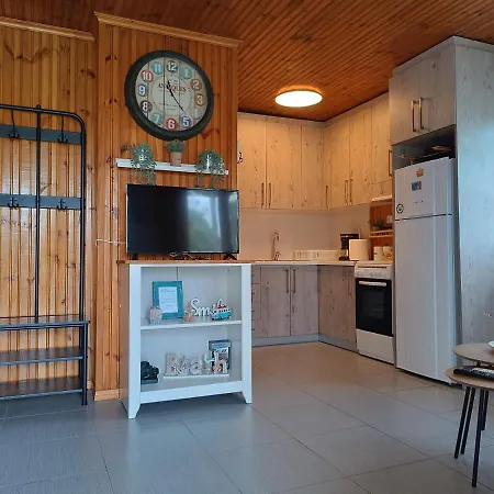 Deminik Summer House Vakantiehuis