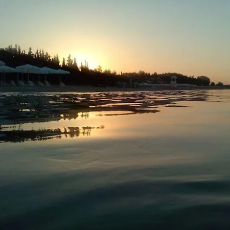 Deminik Summer House Дом отдыха *